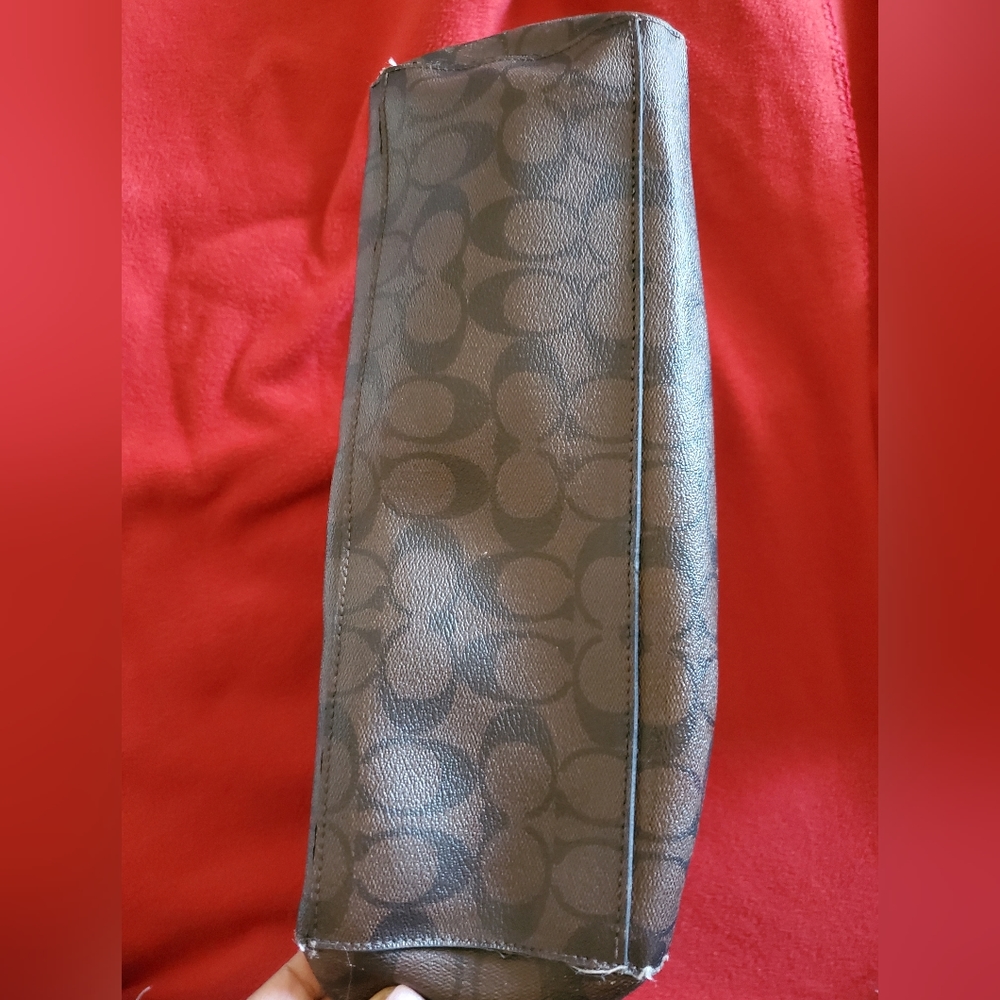 Coach Bag - Picture 2 of 6
